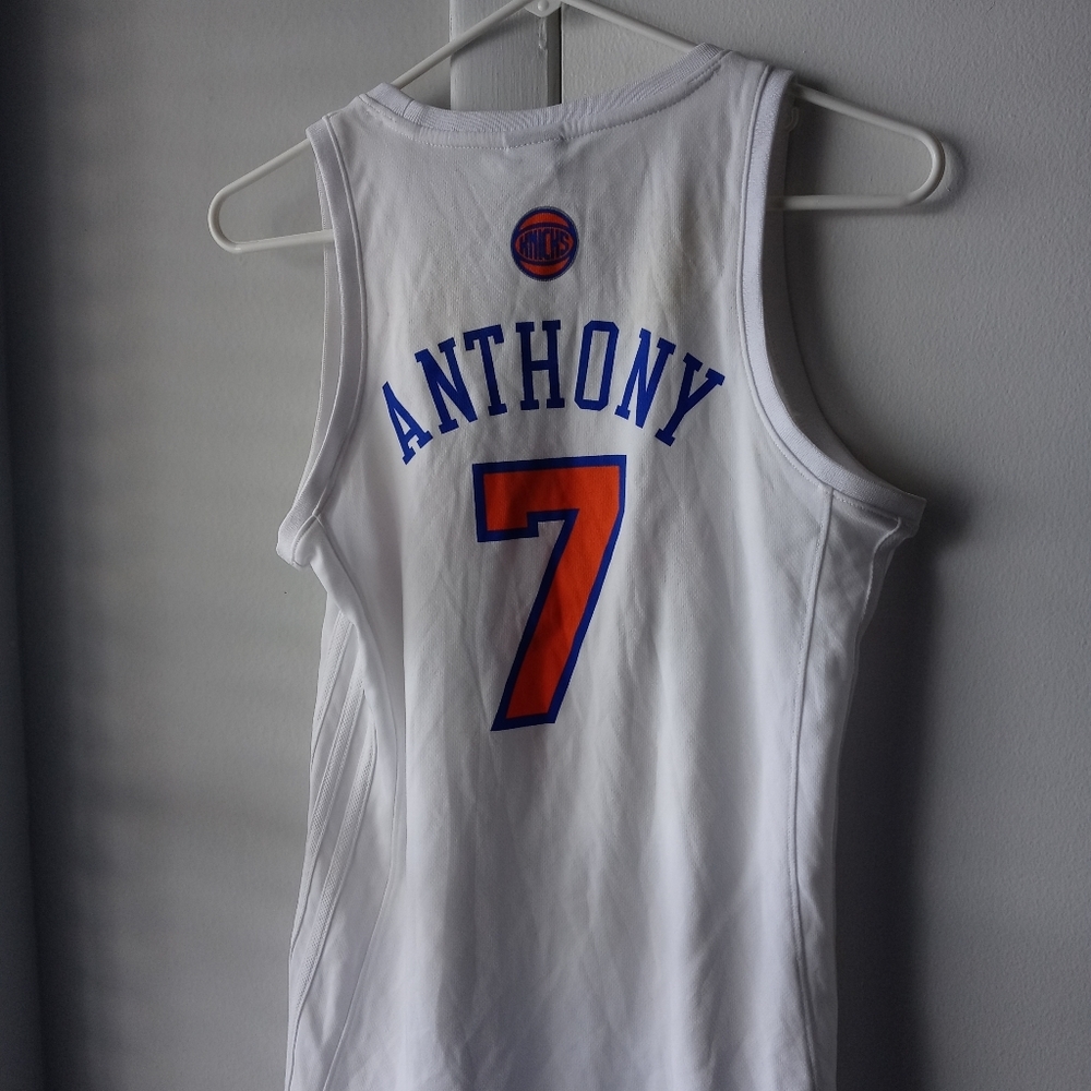 Adidas knicks jersey Carmelo Anthony. Kids - Picture 2 of 4